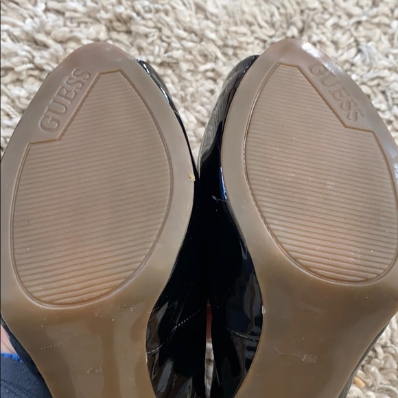 Guess Heels - Picture 2 of 6
